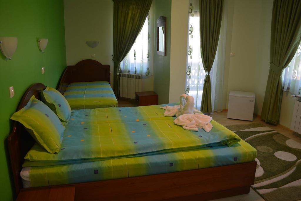 Guest House H Dzhogolanov Koprivshtitsa Luaran gambar