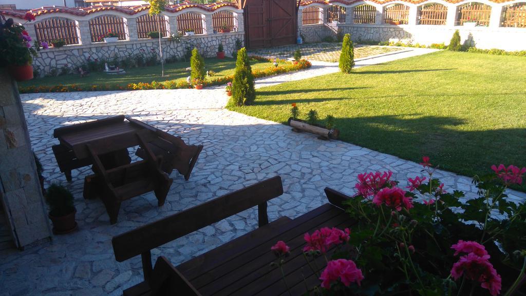 Guest House H Dzhogolanov Koprivshtitsa Luaran gambar