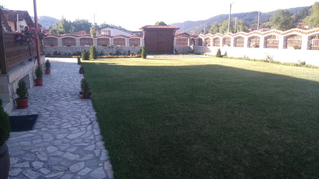 Guest House H Dzhogolanov Koprivshtitsa Luaran gambar