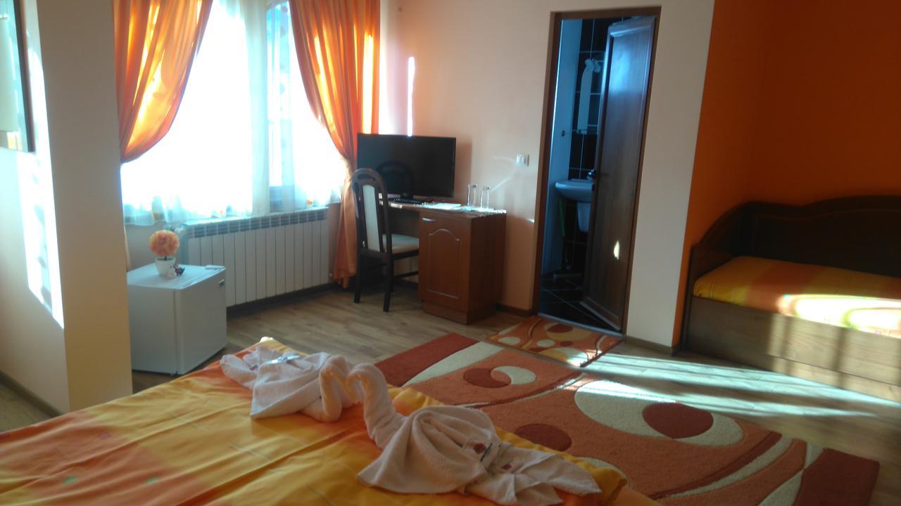 Guest House H Dzhogolanov Koprivshtitsa Luaran gambar