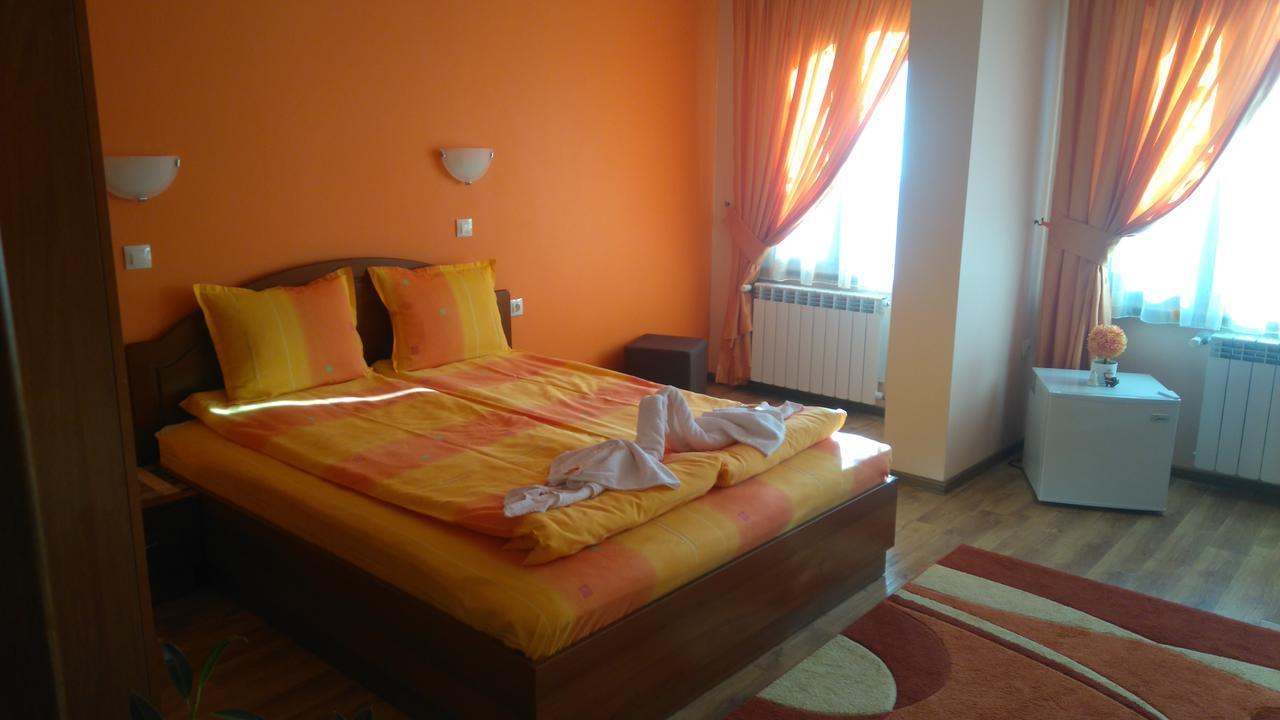 Guest House H Dzhogolanov Koprivshtitsa Luaran gambar